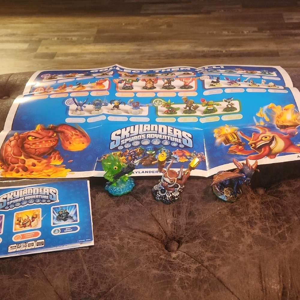 Blue and Green Action Figures Playset